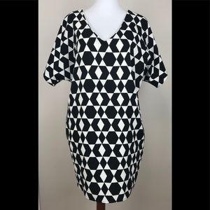 EVERLY Mod Dress Sz Med Raglan Sleeves Retro